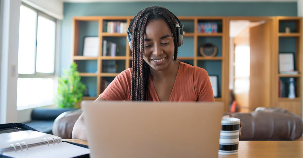 Remote and Hybrid Work Could Lift UK Employment, Parliament Report Finds