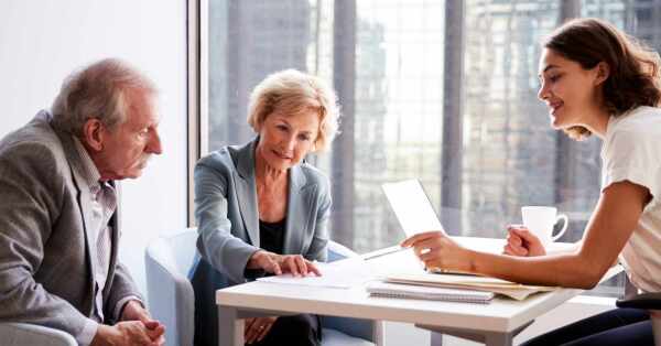 How to Prepare for Your First Meeting with a Divorce Solicitor