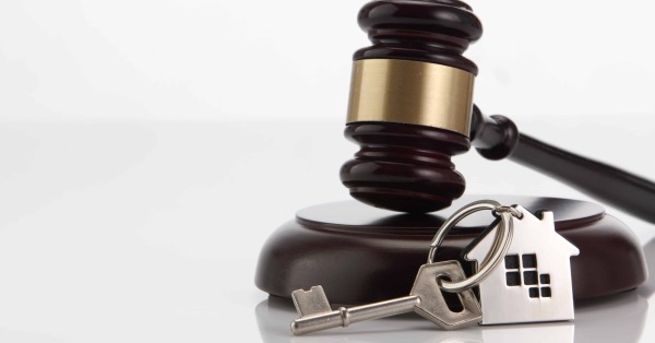 Selling Your Property at Auction: A Guide for Sellers Selling Your Property at Auction: A Guide for Sellers